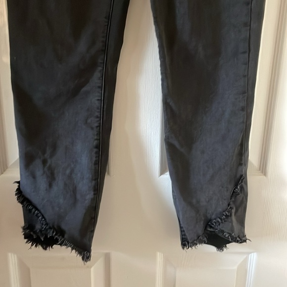Just Black Denim faded washed black fringe frayed jeans - Picture 2 of 8